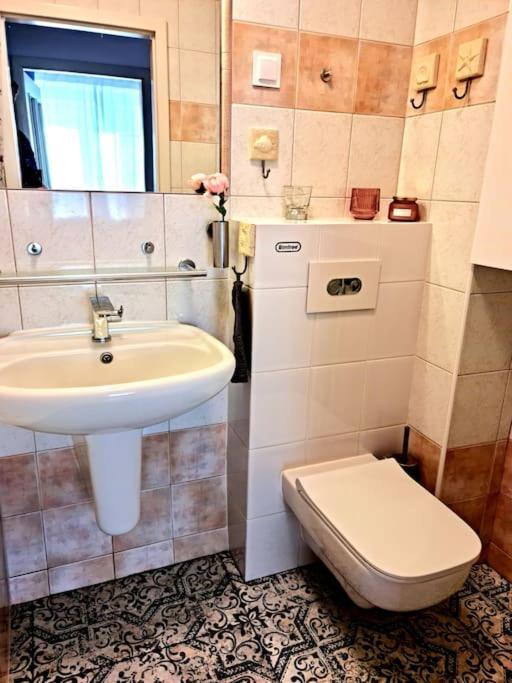 Apartament Zachodni Z Balkonem 4 Osoby Warschau Buitenkant foto